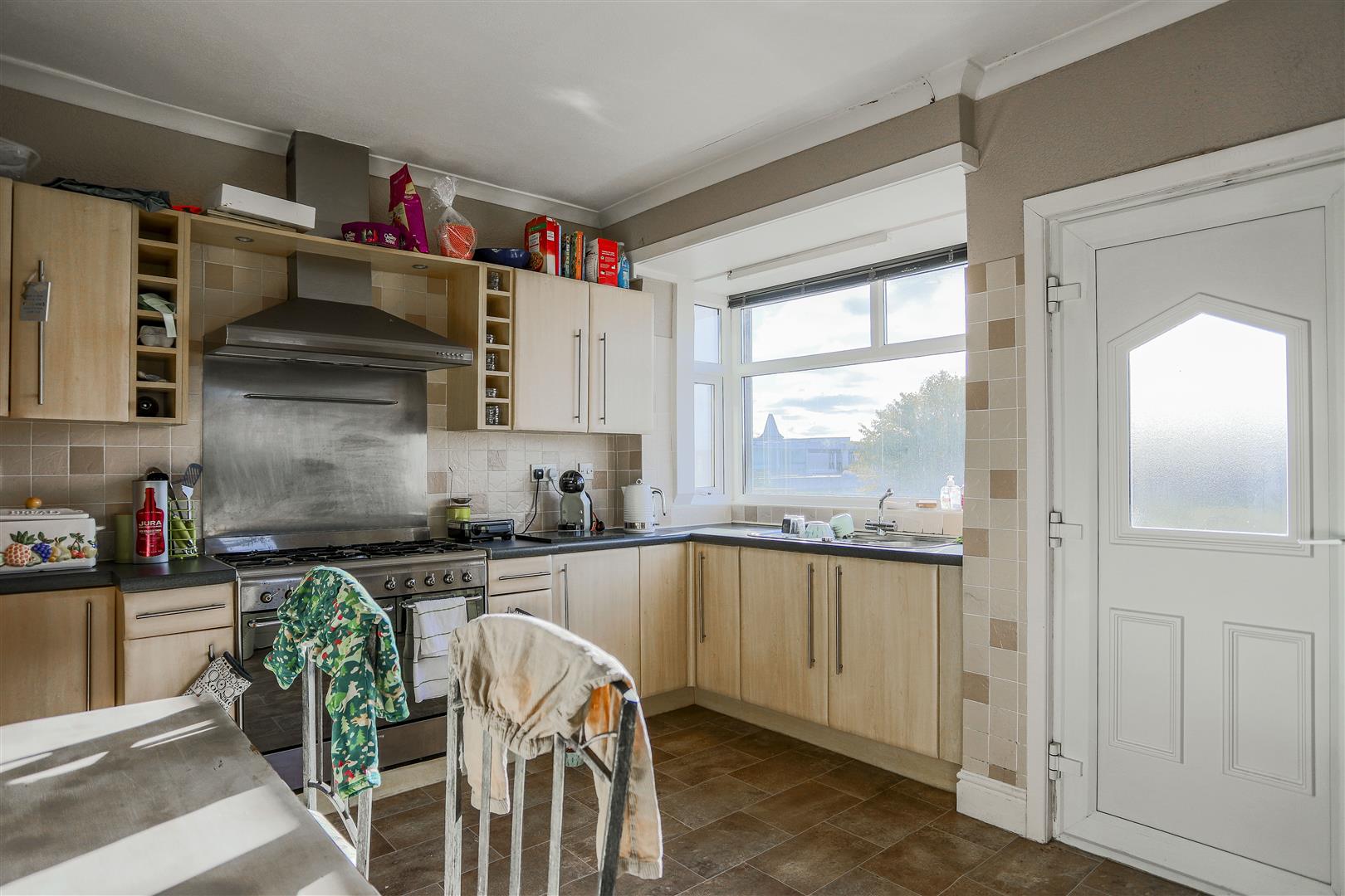 2 Bed Semi-detached House For Sale - Main Image
